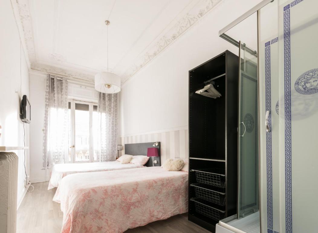 M&F 7 Rooms/7 Bathrooms Over Gran Via マドリード エクステリア 写真