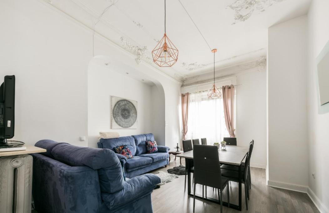 M&F 7 Rooms/7 Bathrooms Over Gran Via マドリード エクステリア 写真