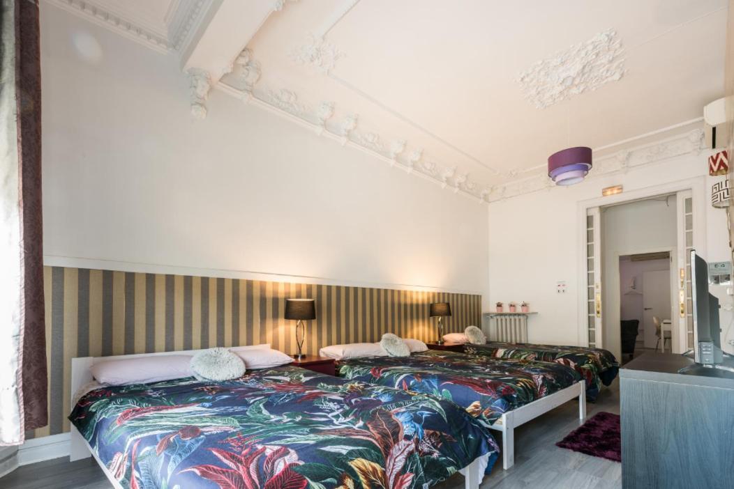 M&F 7 Rooms/7 Bathrooms Over Gran Via マドリード エクステリア 写真