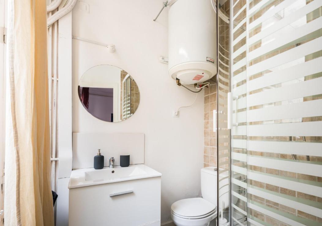 M&F 7 Rooms/7 Bathrooms Over Gran Via マドリード エクステリア 写真