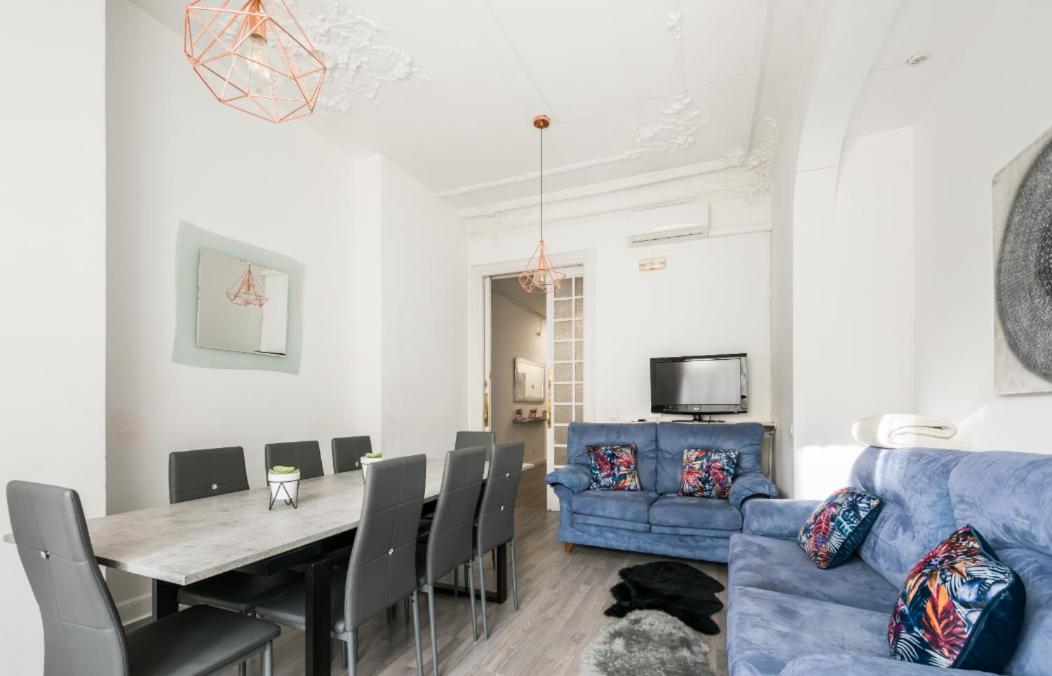 M&F 7 Rooms/7 Bathrooms Over Gran Via マドリード エクステリア 写真