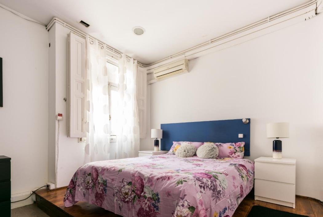 M&F 7 Rooms/7 Bathrooms Over Gran Via マドリード エクステリア 写真